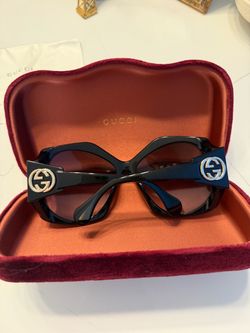 Gucci Oversized Sunglasses with Case