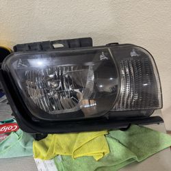 2010-2013 chevy camaro headlight 