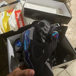 2 for 1: 250 Aqua 8s and supreme airmax 1s
