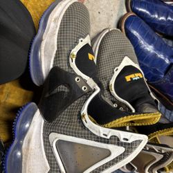 LeBron S 