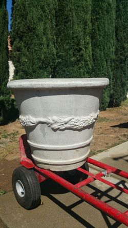 Commercial Concrete Pots / Planters for Flowers, Plants, Trees