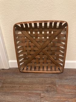 Large farmhouse basket wall decor 25”x25” square