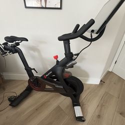 Peloton Bike