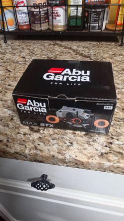 Abu Garcia Max STX Baitcast Reel