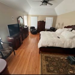 King Bedroom Set (Cherry)