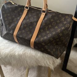Authentic Louis Vuitton Duffle Bag for Sale in Stone Mountain, GA