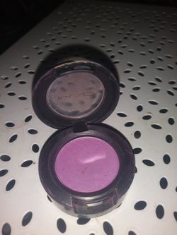 Mac eyeshadow
