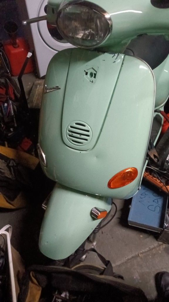 Clean I Lost The Keys Four It Still Works It's And Good Condition
