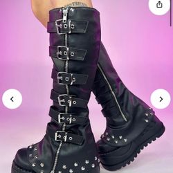 Demonias Rave boots
