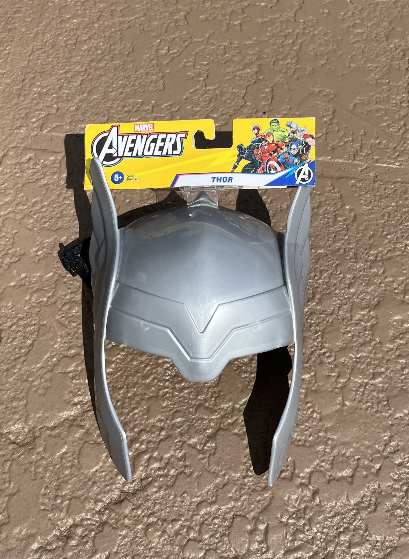 Brand new Marvel Avengers Thor Mask