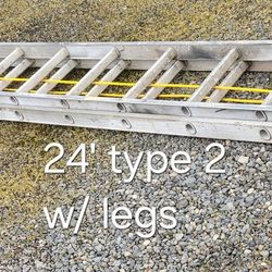 24' Louisville aluminum ladder-type 2 -w/spring loaded legs 