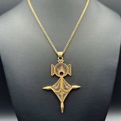 17k solid yellow gold Filigree Africa Cross Pendant & 28” curb chain 2.5mm 30.5 grams Necklace
