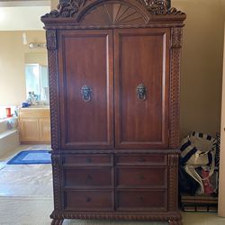 Armoire  With Matching Bedroom Set For Queen Size Bed