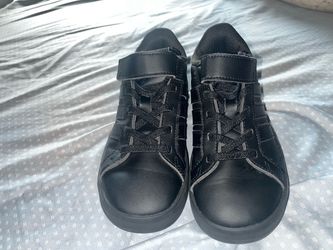 Black Low-Top Sneakers with Velcro Strap