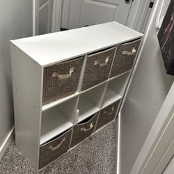Cube Dresser