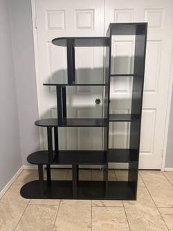Shelf / bookshelf