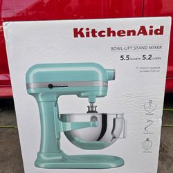 Kitchen Aid Bowl-Lift Stand Mixer 