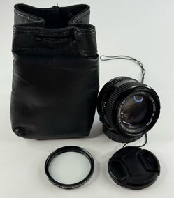 Clean Canon New FD 50mm f/1.4 Prime Lens w/ UV Filter Caps Soft Carry Case