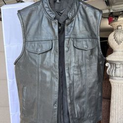 Vance Leathers Motorcycle Vest! SZ 46 