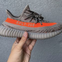 SELLING adidas Yeezy 350 V2 Beluga Size 7