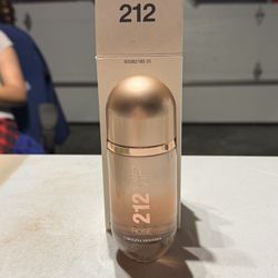 212 VIP Rose Eau de Parfum Spray