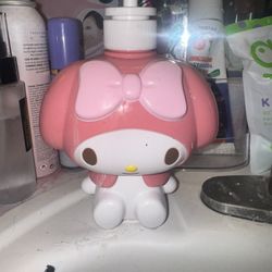 My Melody And Hello Kitty Soap Dispensers 