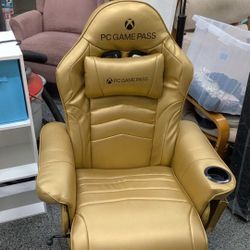 XBOX GOLD GAME RECLINER CHAIR. ONE OF A KIND. 