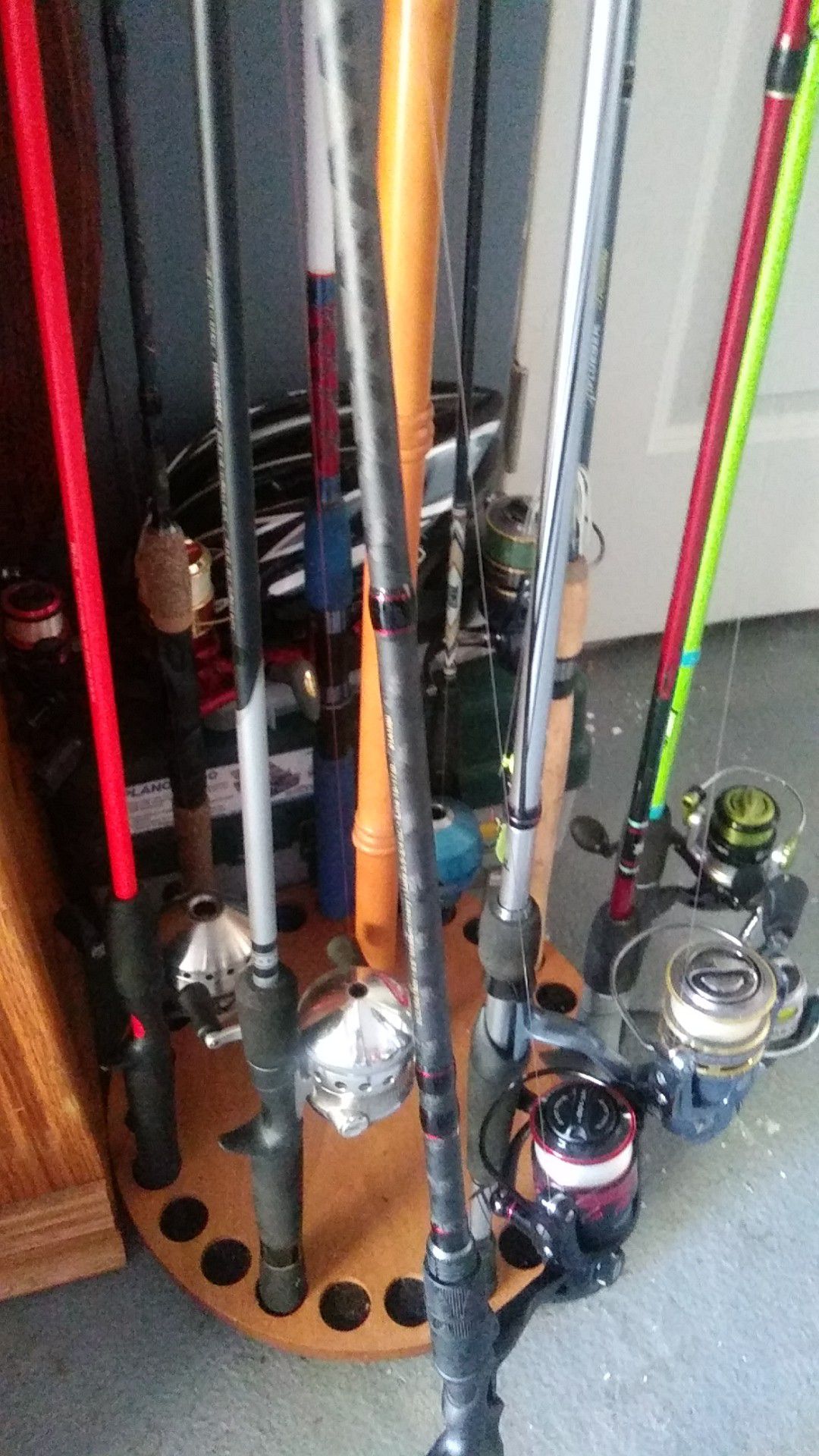 All brand new fishing poles 7 rods and reels $150