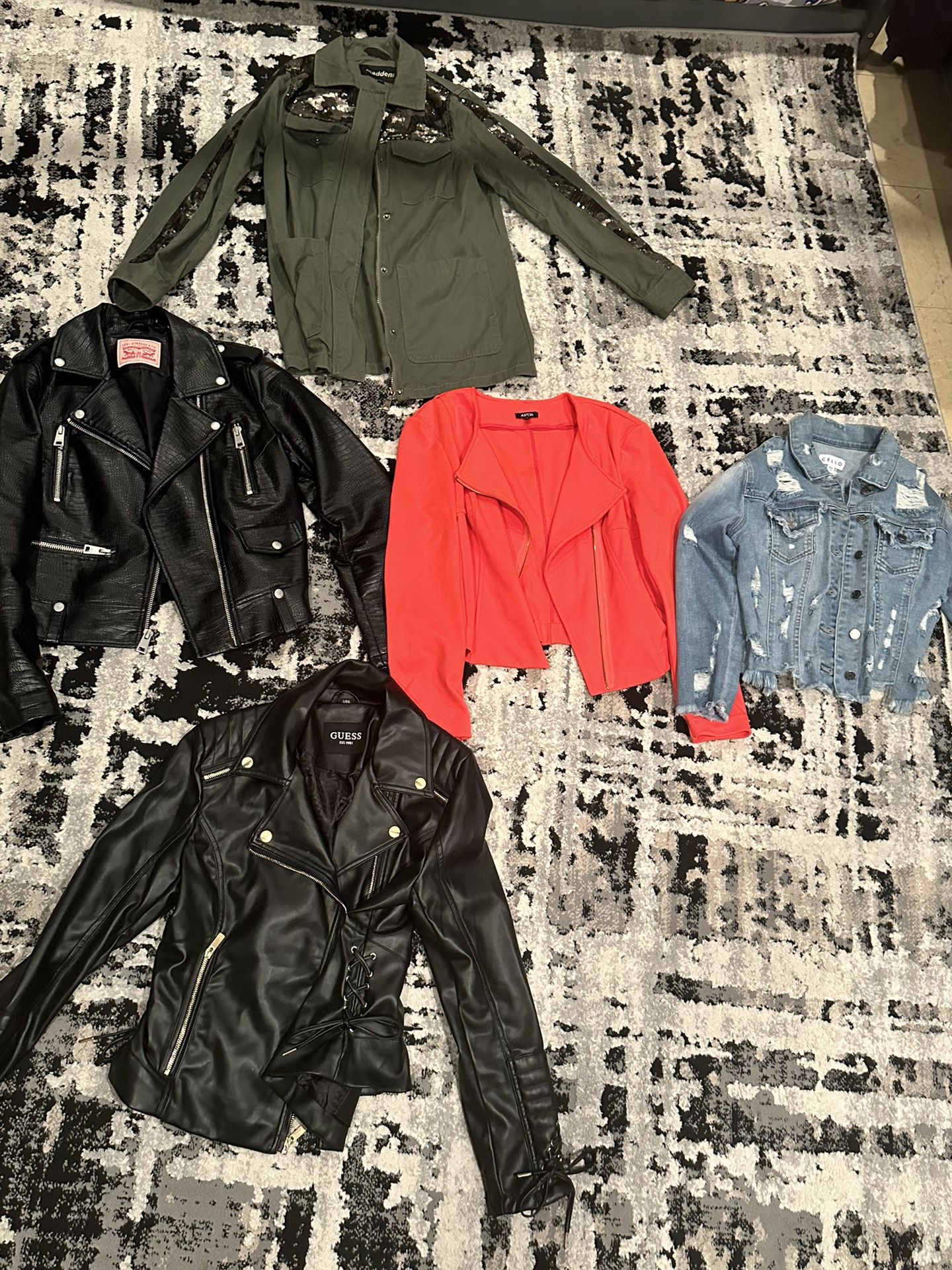 Womens Cargo Jean And Leather Jackets 