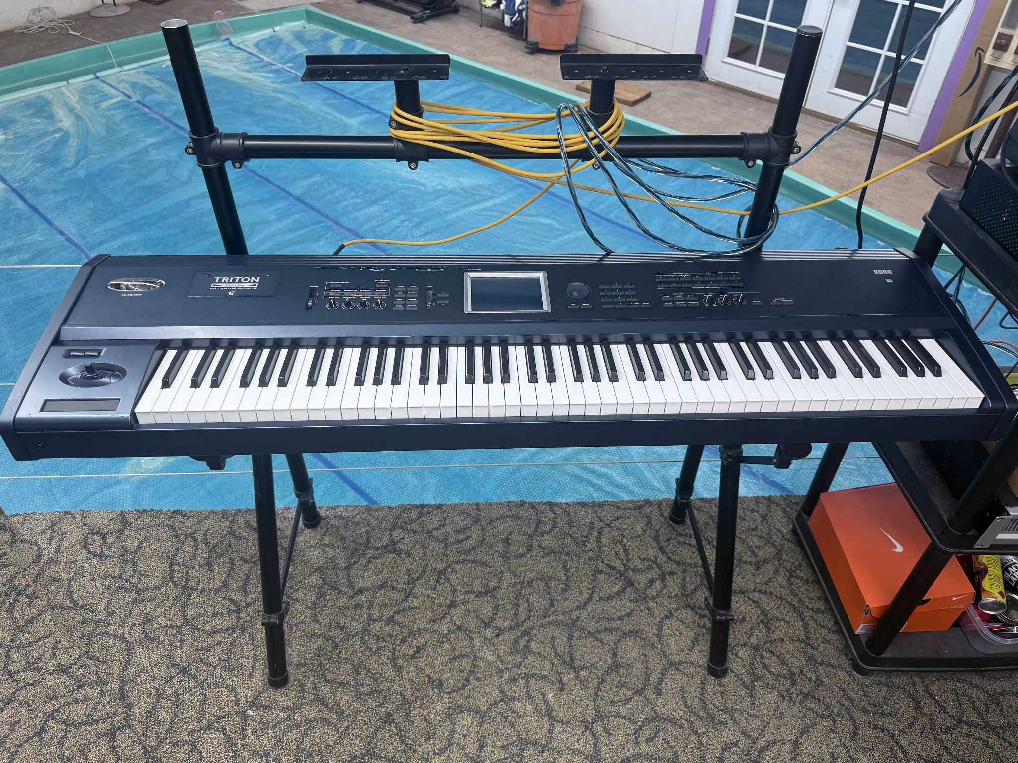 ⭐ Korg Triton Extreme 88-Key Workstation/Sampler – Pro Synth w/ ValveForce Tube!