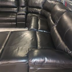 SECTIONAL GENUINE LEATHER RECLINER ELECTRIC ⚡ BLACK COLOR.. DELIVERY SERVICE AVAILABLE 💥🚚💥