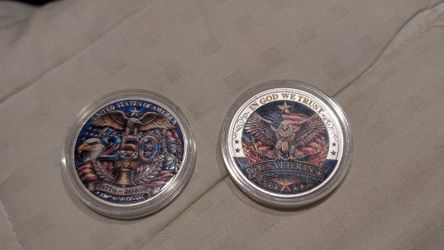 2) UNITED STATES of AMERICA 250 Years of Freedom Commemorative Coin & US veteran coin anniversary coins