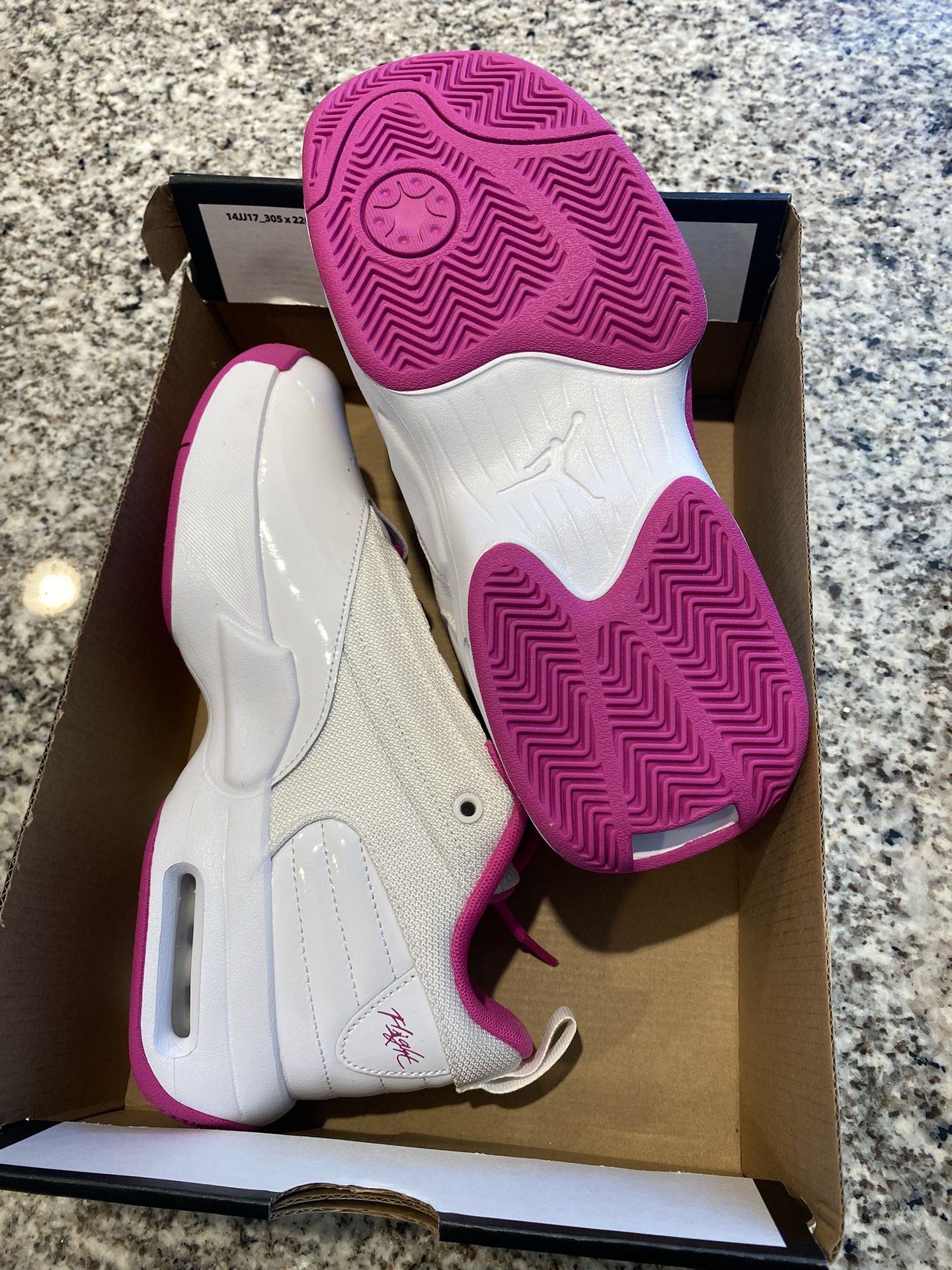 Jordan YOUTH Size 4.5