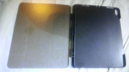 Tablet cover 11 ×9 inches unknown brand