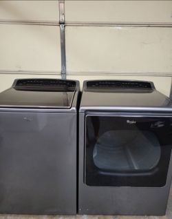 Whirlpool Mega Capacity Washer And Dryer (Delivery Available)