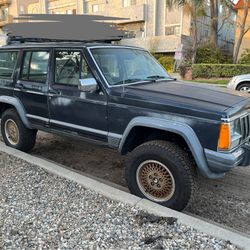 1990 Jeep Cherokee