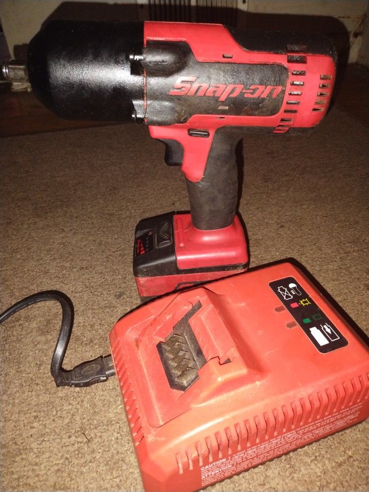 SNAP ON CT8850 1/2" Impact Wrench