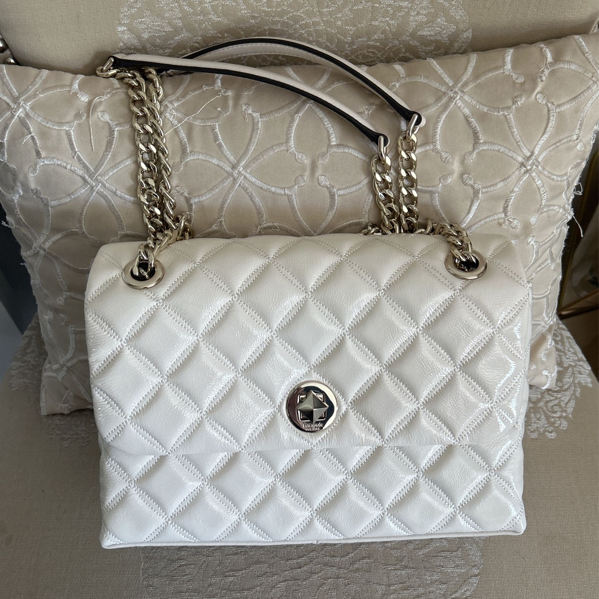Kate Spade White Quilted Purse $100