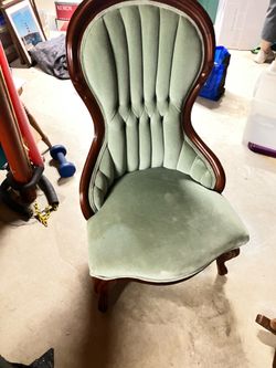 Mid 20th Century Victorian Parlor Chair
