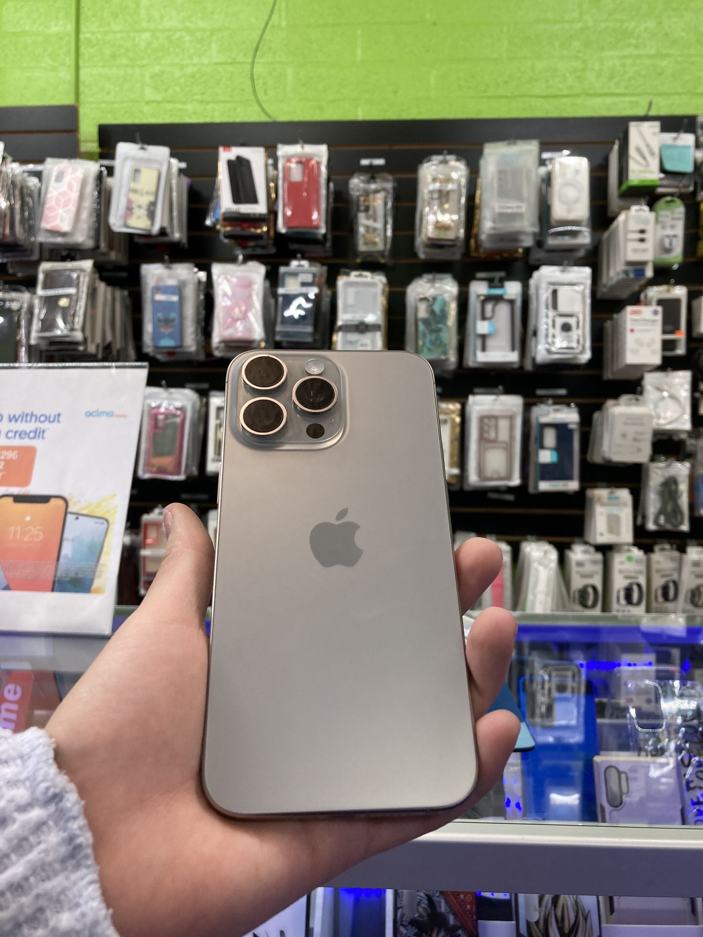 iPhone 15pro Max $80 Down