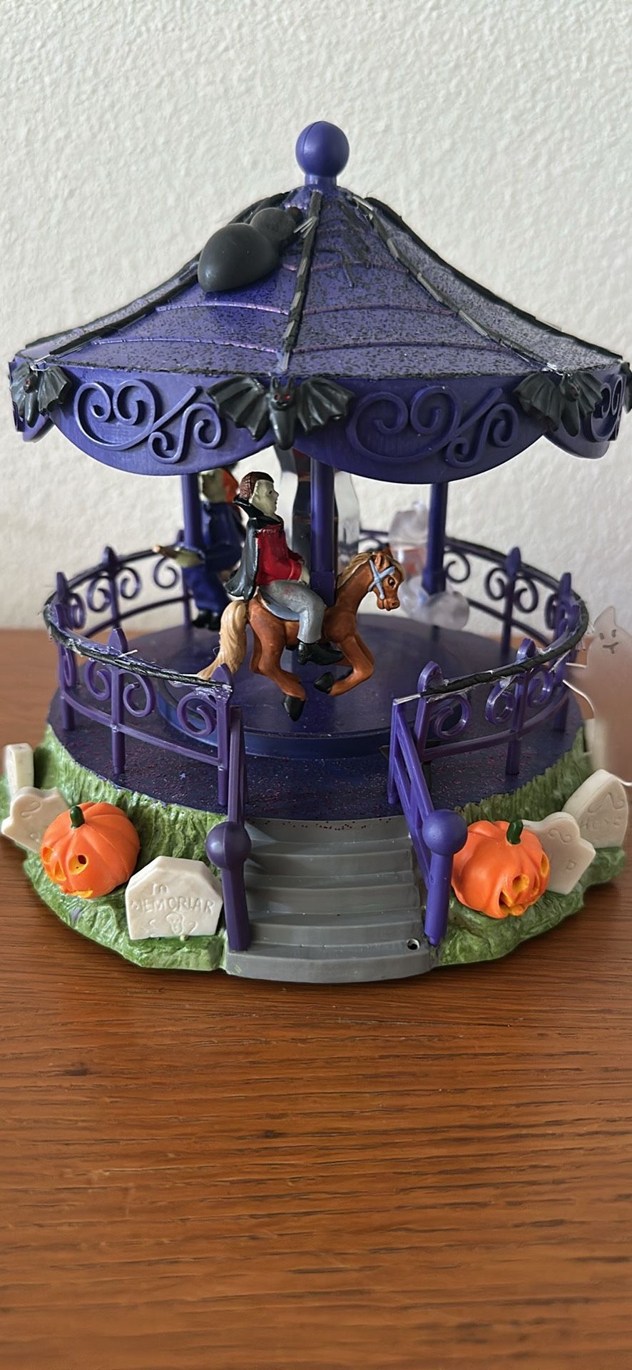 Retired Halloween Spook Carousel ( 2008)