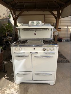 1950s Wedgewood Stove