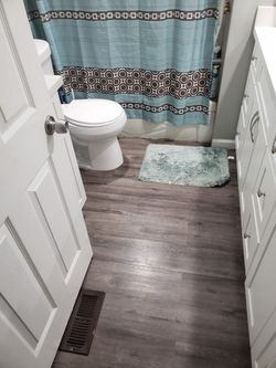 Kitchen cabinets and vinyl floors