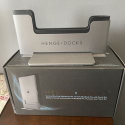 Henge Dock Vertical Dock for 15-inch MacBook Pro with Retina Display