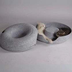 Peekaboo Cat Cave for Multiple & Large Cats