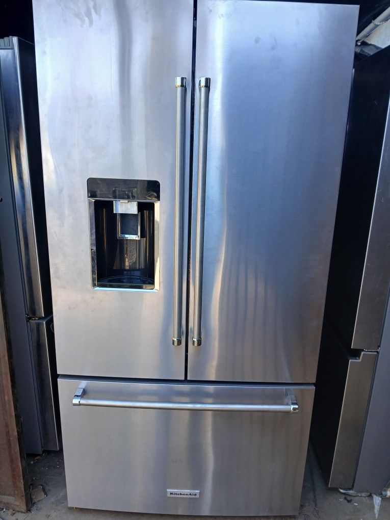 Refrigerator Kitchen Aid