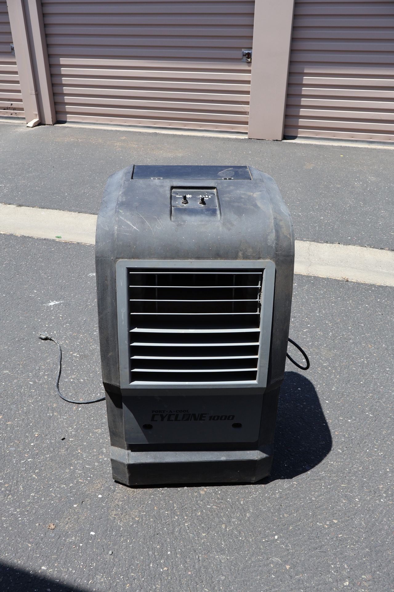 Port - A - Cool Cyclone 1000 Cooling Unit 3.2 Amps