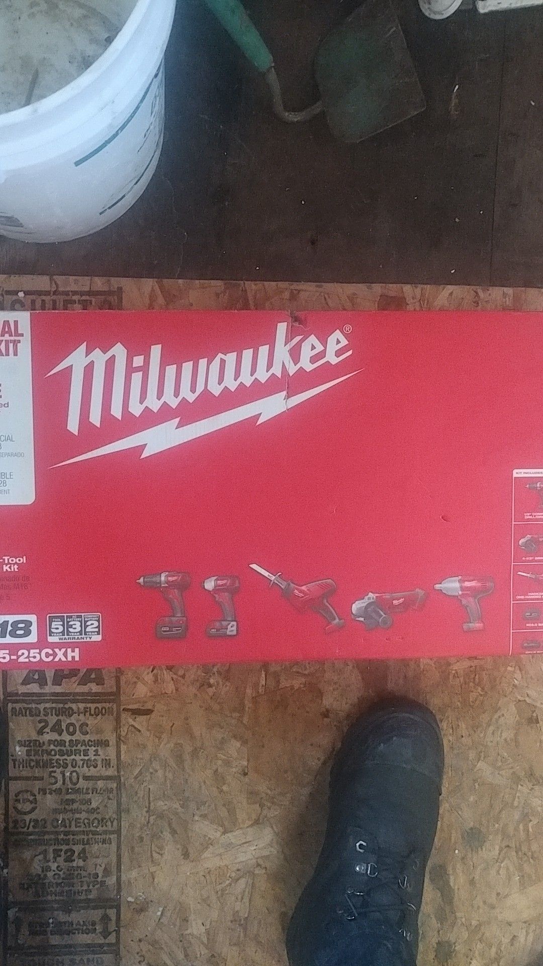 Milwaukee Five tool combo kit