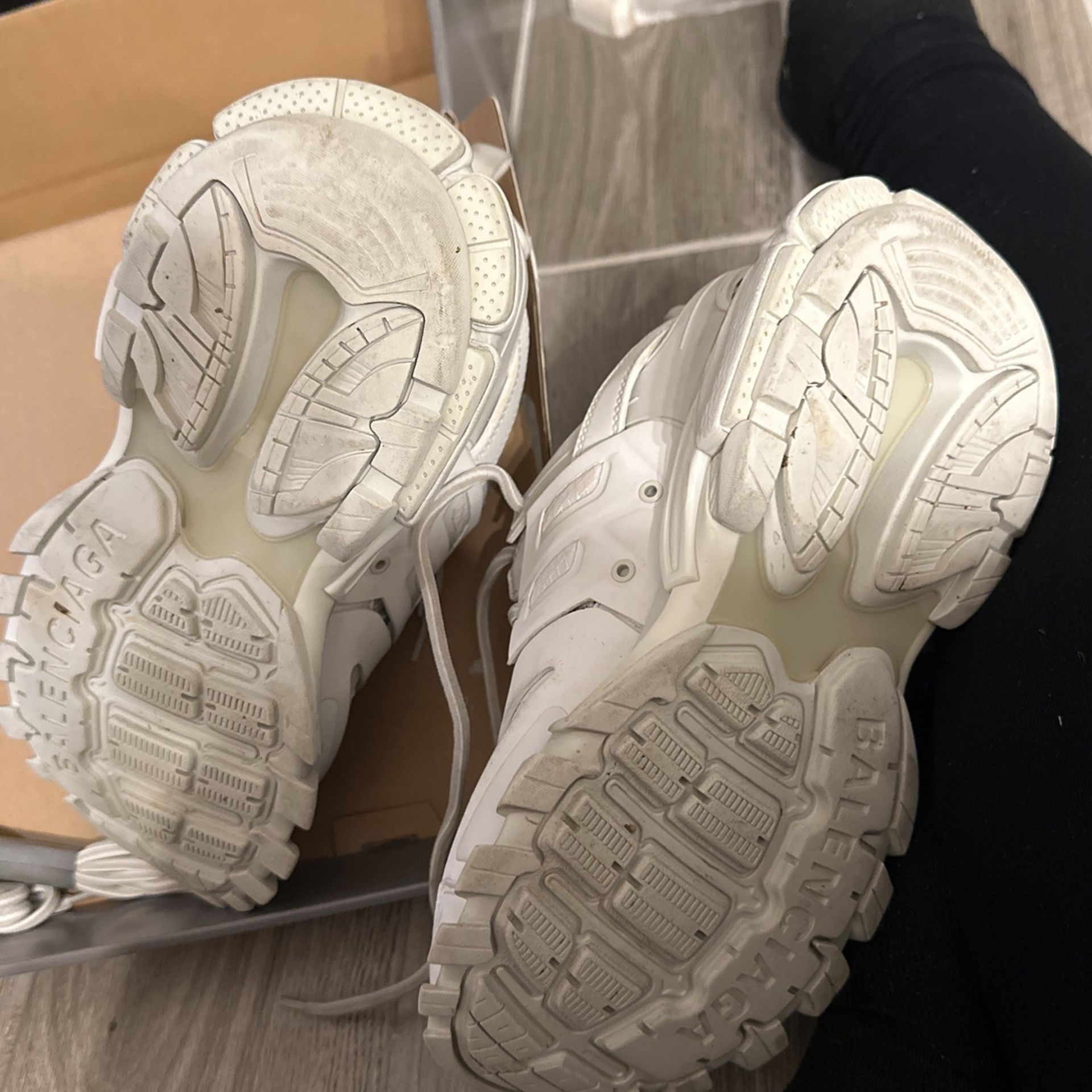 Balenciaga Sneaker Clothing