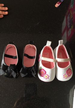 Infant shoes size 0-3mths